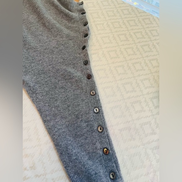 Gentle Herd Women Wool Button Shoulder Sweater Gray Size XL - Picture 4 of 7